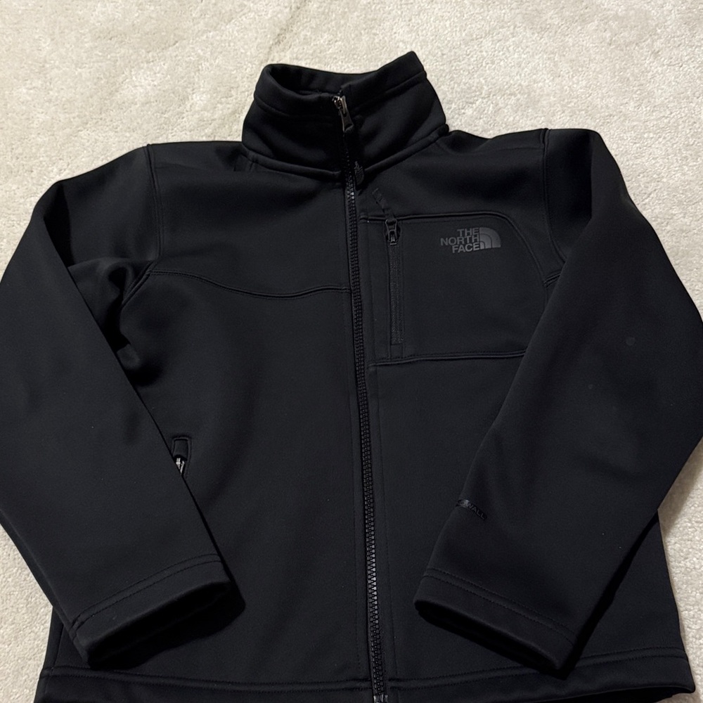 The North Face boys Black Performance Jacket